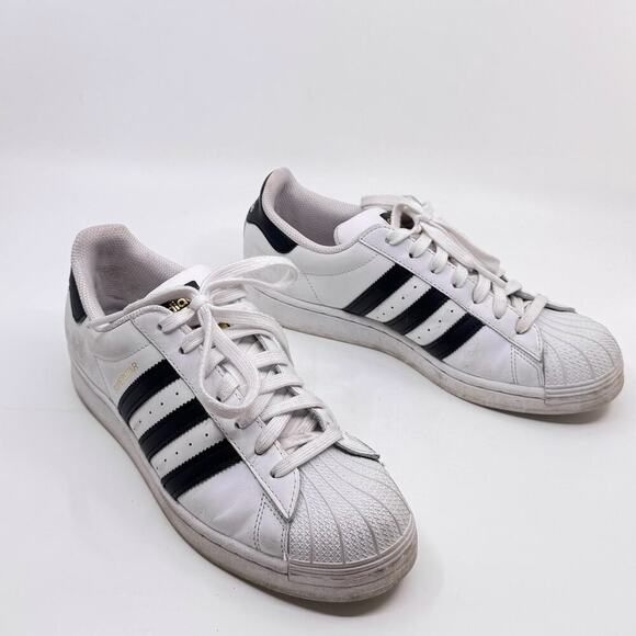 ADIDAS Originals Superstar Foundation Sneakers in White/Black - Picture 1 of 8